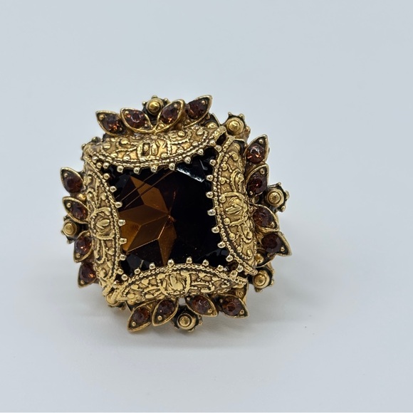 Florenza vintage baroque Amber adjustable ring with opulent detailing